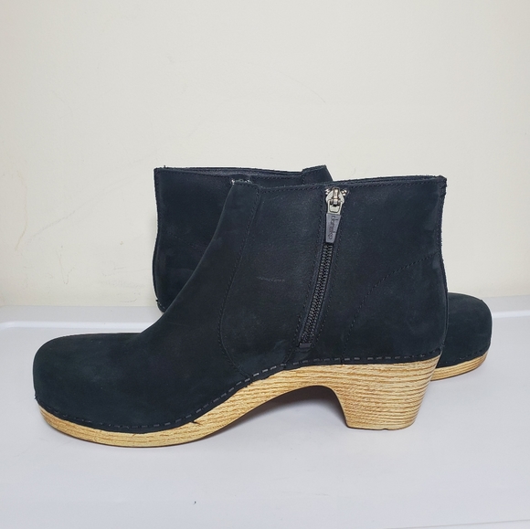 dansko maria boot size 39